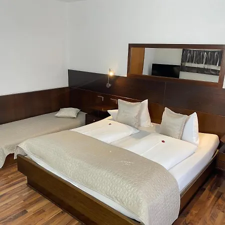 Frühstücks-pension Kärnten Zum Wohlfühlen Bodensdorf