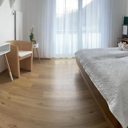 Gasthof Frühstücks-pension Kärnten Zum Wohlfühlen 3*